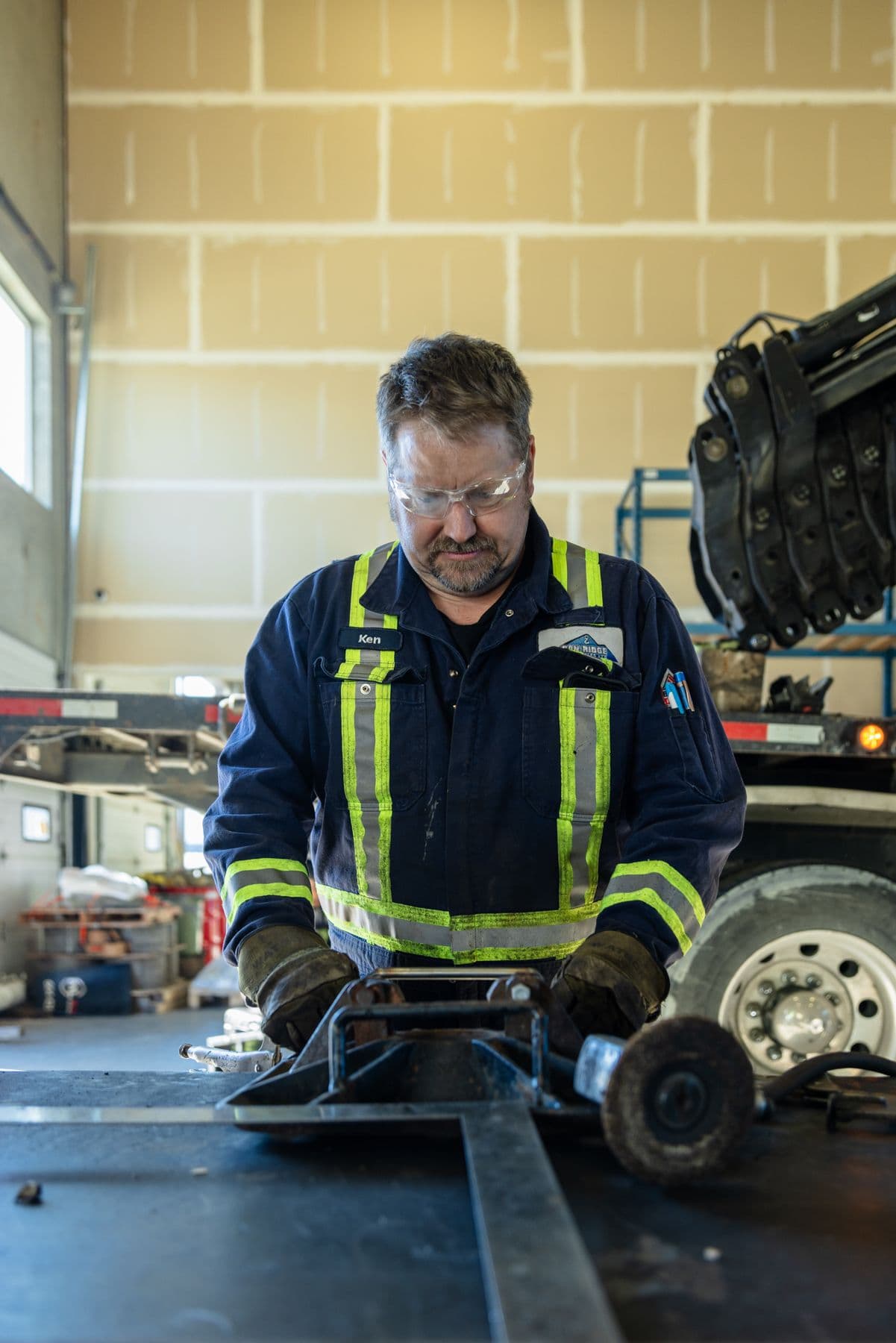MOBILE CRANE, TRANSPORTATION & LOGISTICS MANAGEMENT EXPERTS